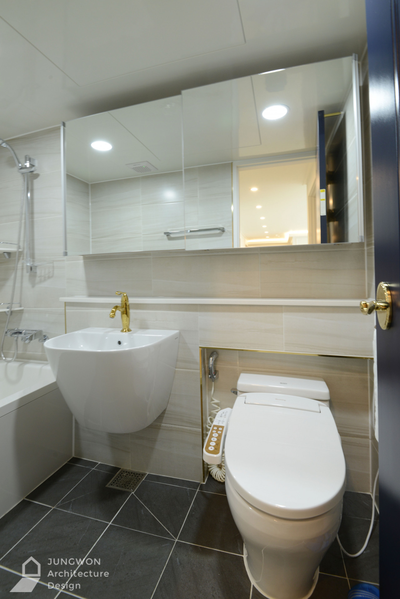 d2039b22c6b14ee463ad86ef1d7aebe1_1530335